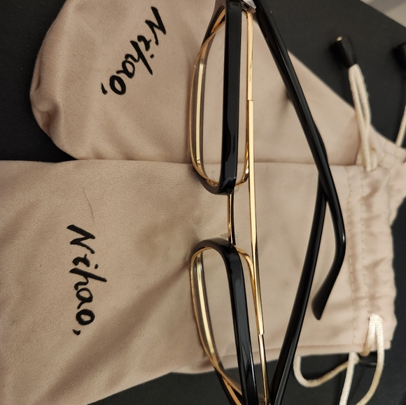 Large eyeglass frames - Picture 3 of 5